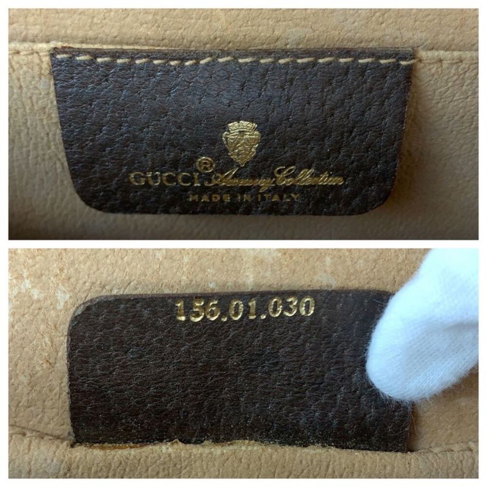 Gucci GG Supreme Canvas Clutch Bag - Picture 4 of 6